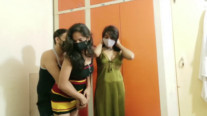 Indian_wife_mona_