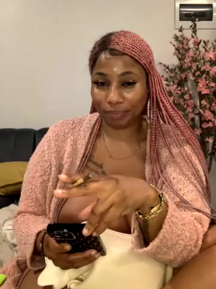 CurvyDesire1