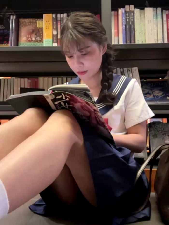 Adora188