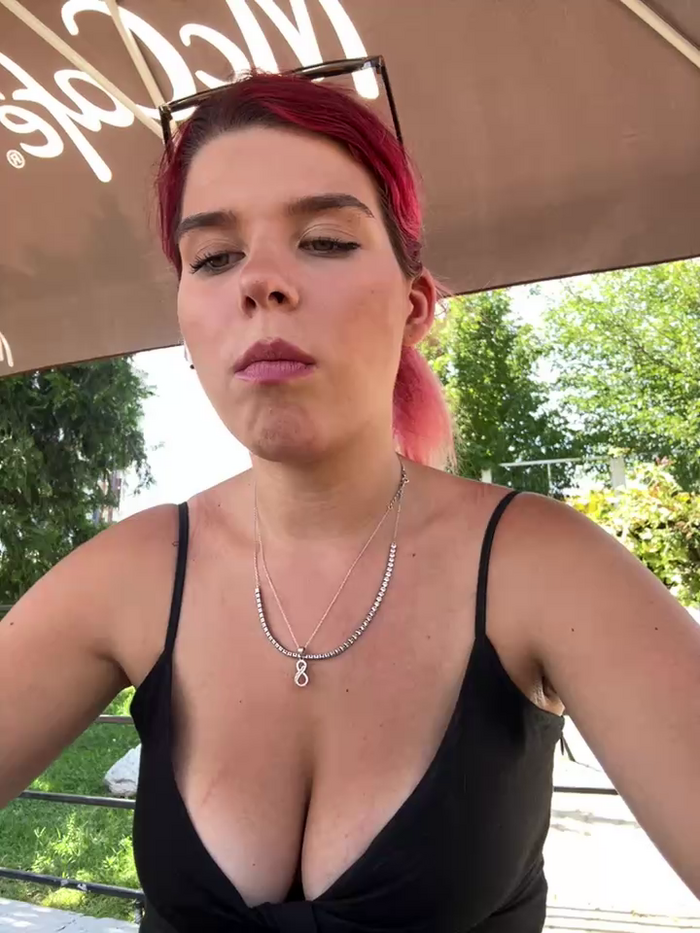 RiriRoseey