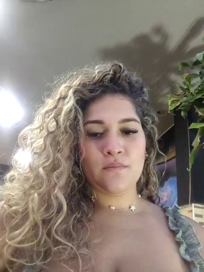 Sara_smiiith211
