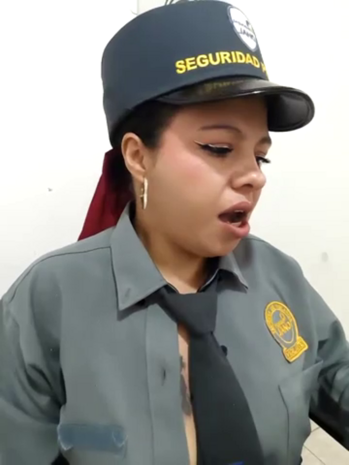 Ariana-07