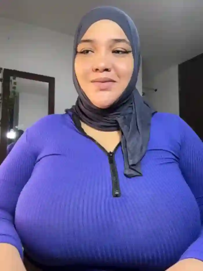2025/07/28/stripchat-sweetmuslim01-04-43-39