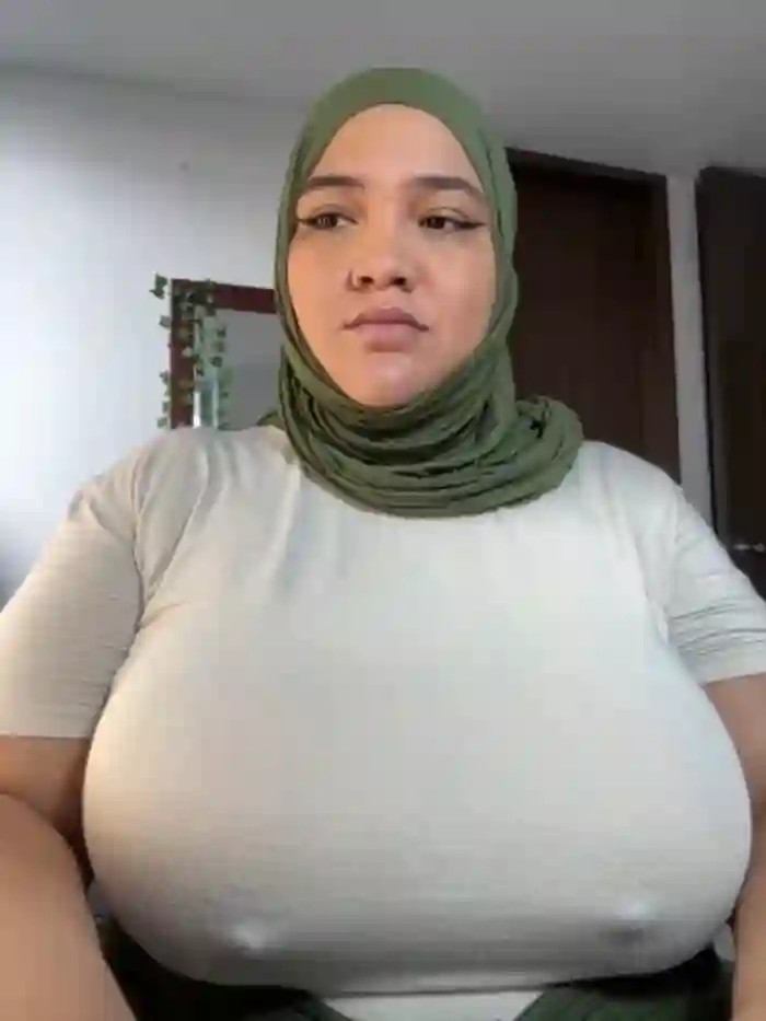 2025/07/28/stripchat-sweetmuslim01-21-22-05