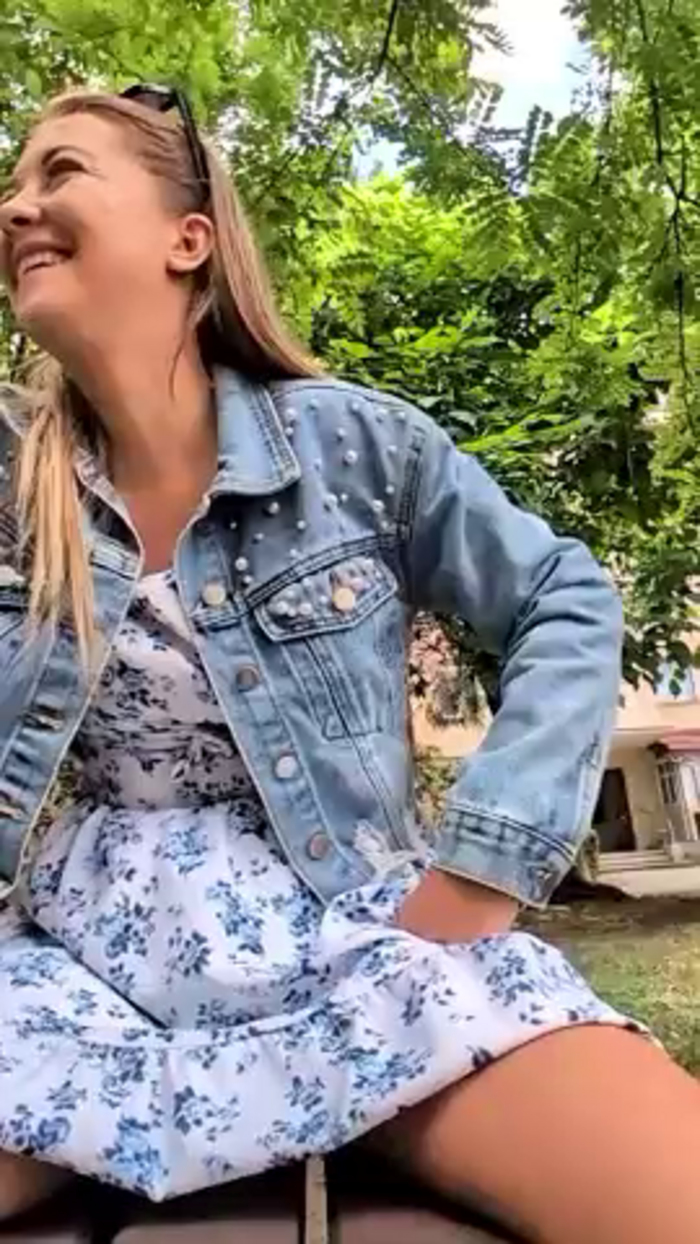 Risky_girl23