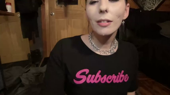 TeenyDoll