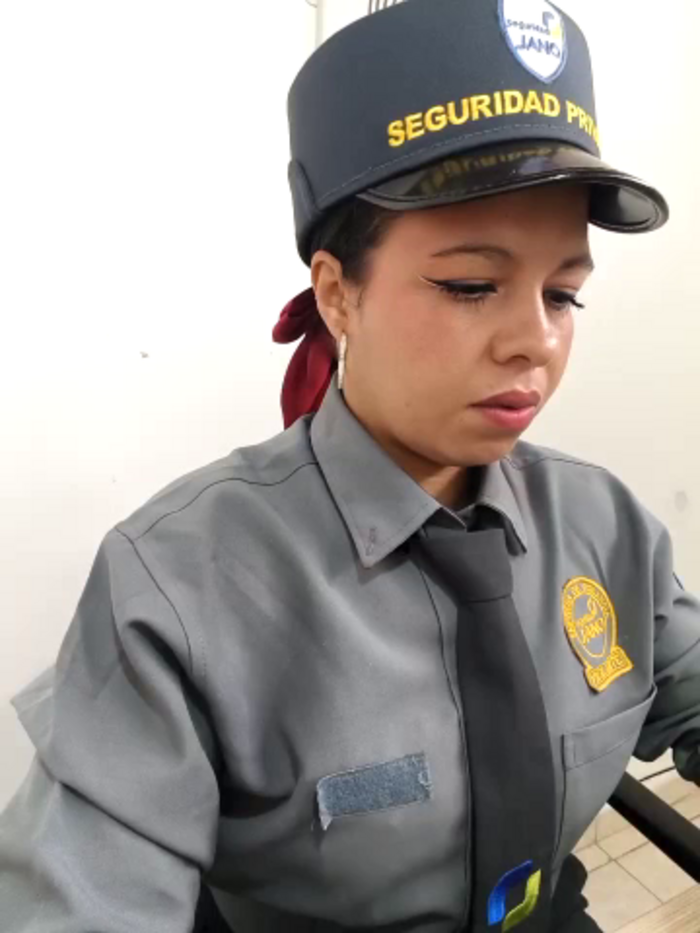 Ariana-07