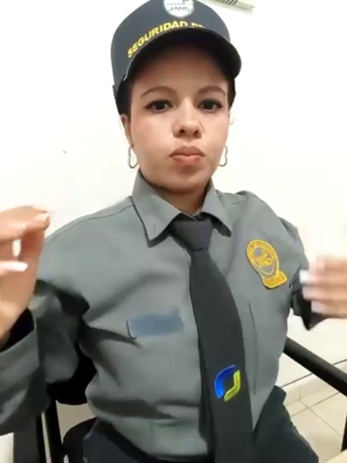 Ariana-07