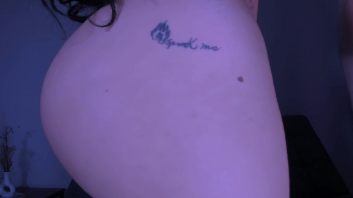 Miiafoxxx