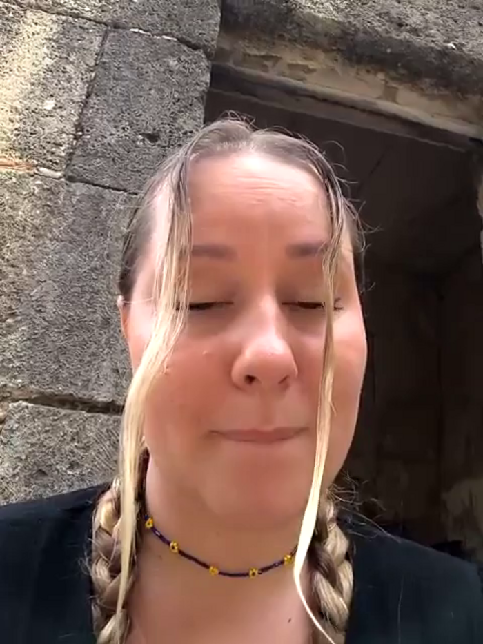 Mona_Plus
