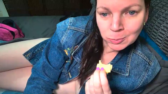PlayfulcurvyyMilf
