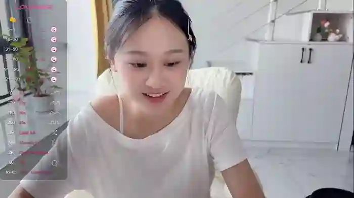 2025/07/29/stripchat-cassie-20-07-52-35