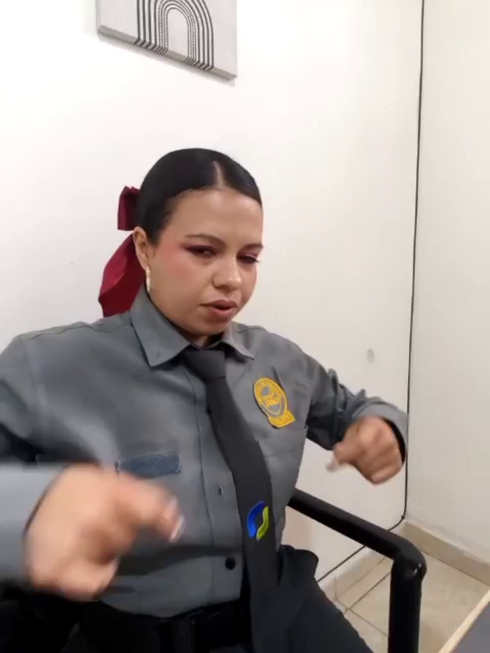 Ariana-07