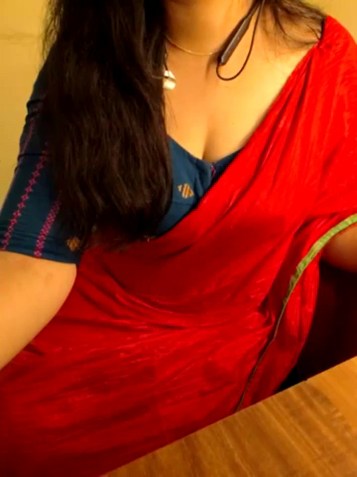 Mallu_MayaMadhav