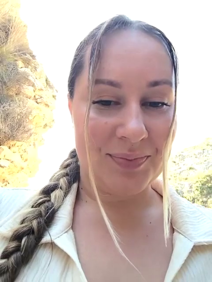 Mona_Plus