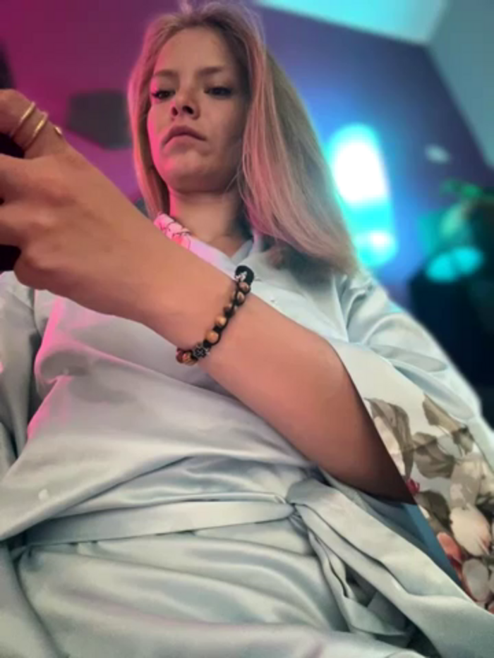 AnastasiaAniess