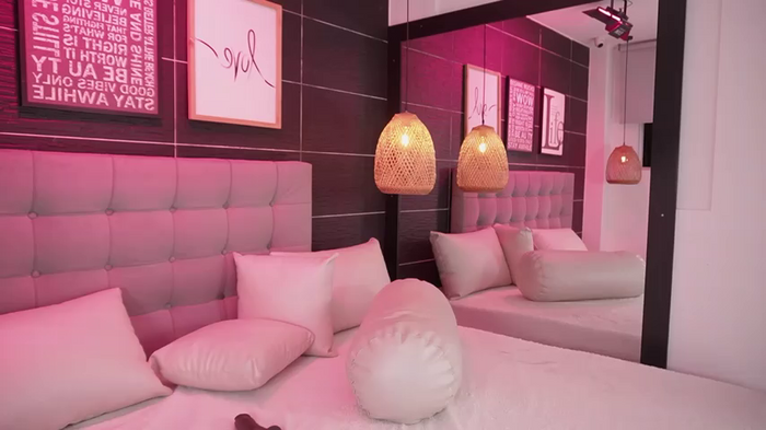 Bella_TS_