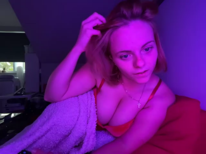 pinkieluxxprivee