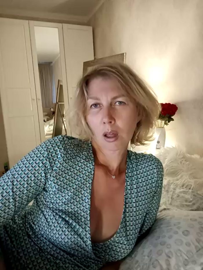 stellahere8