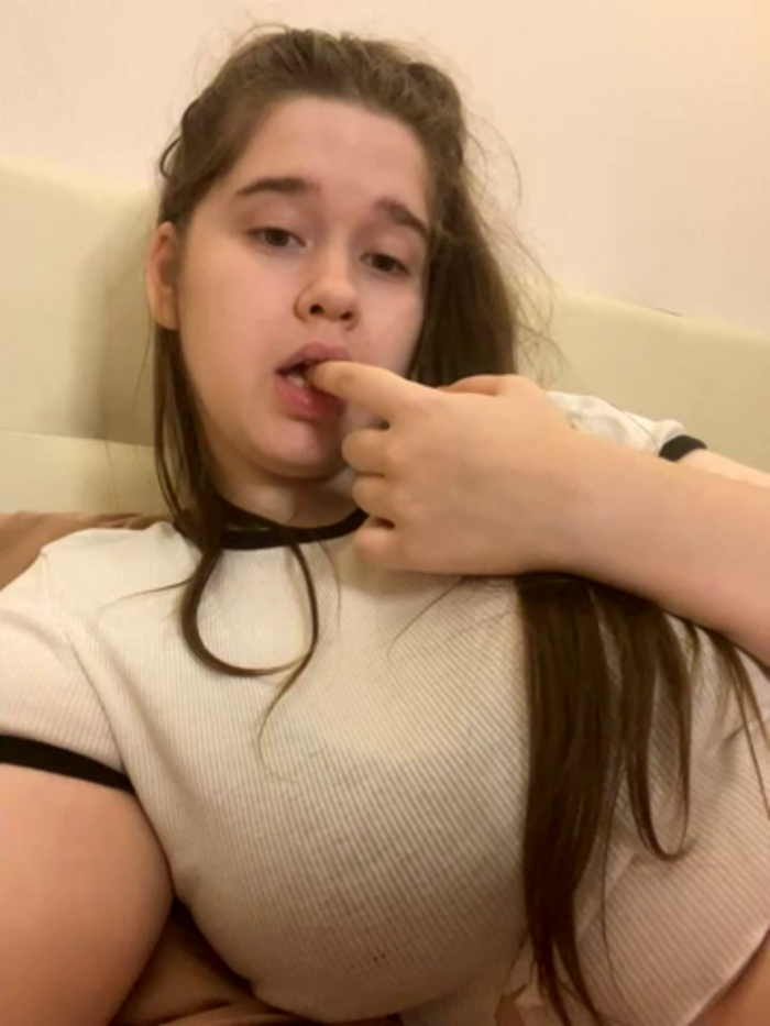 HornyGirlH