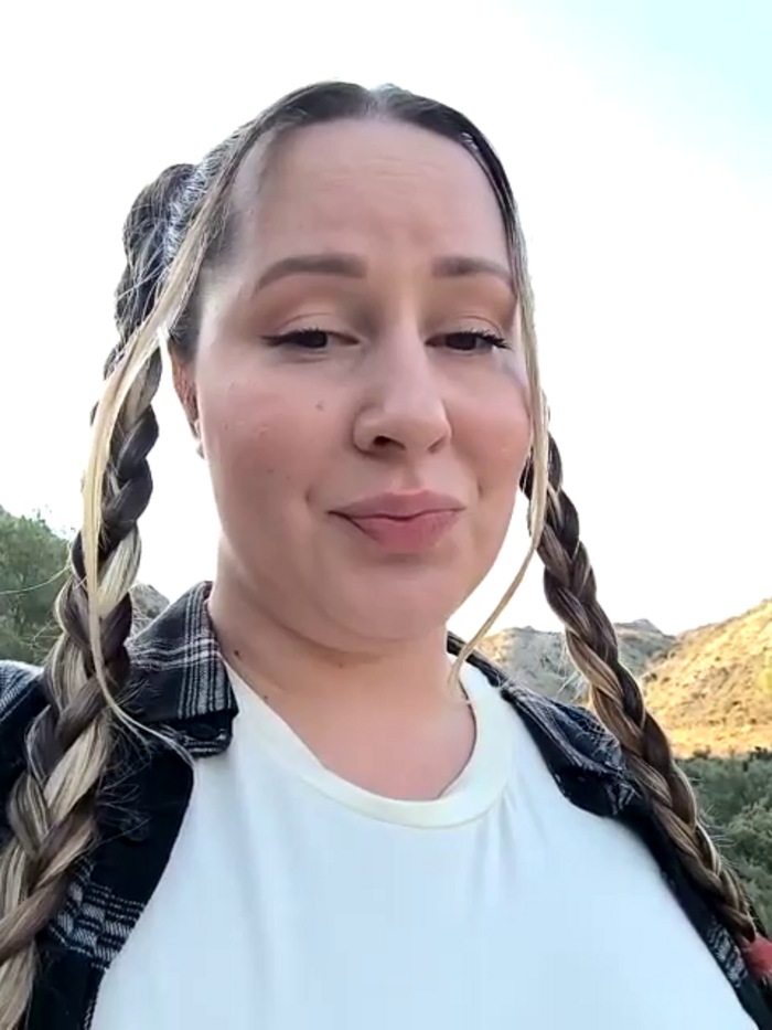 Mona_Plus