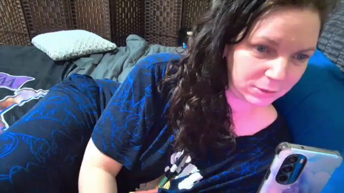 PlayfulcurvyyMilf