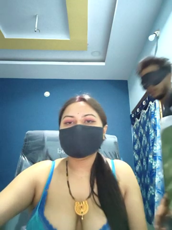 SassyWildCouple
