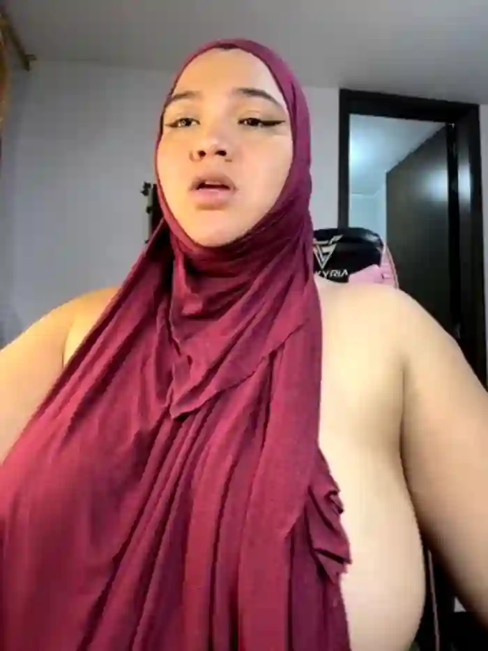 2025/08/01/stripchat-sweetmuslim01-03-21-16