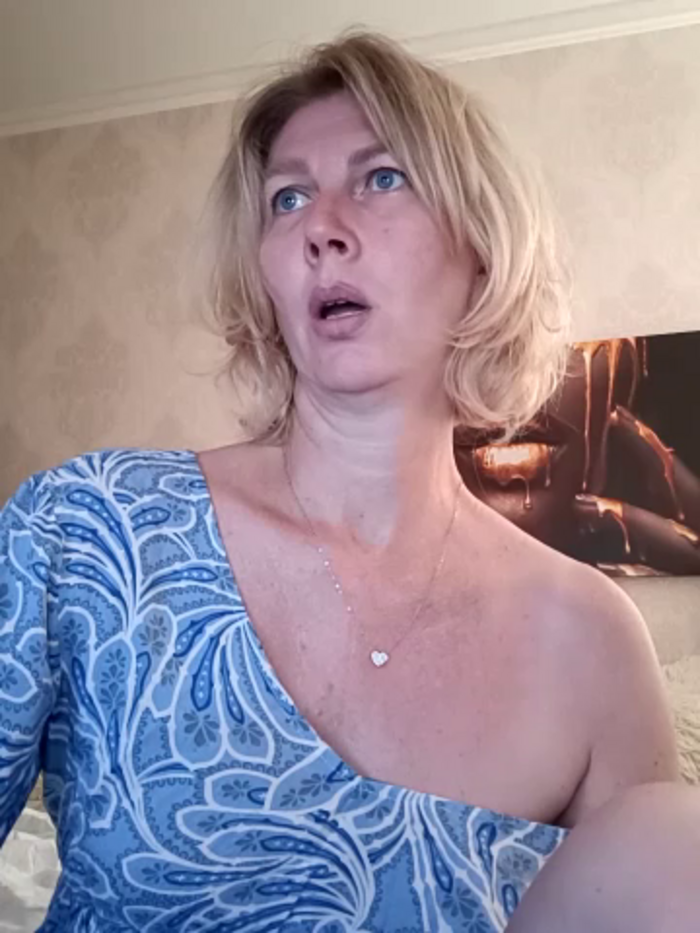 stellahere8