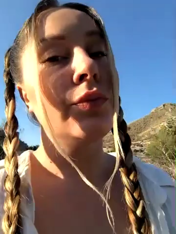 Mona_Plus