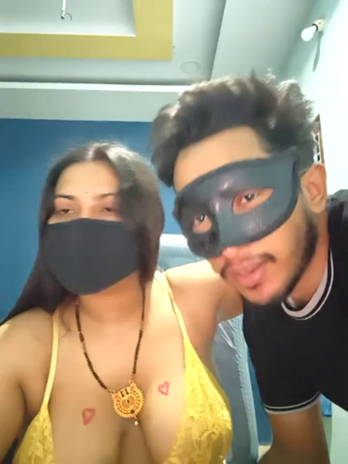 SassyWildCouple