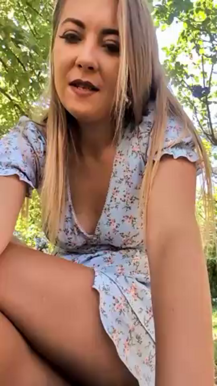 Risky_girl23
