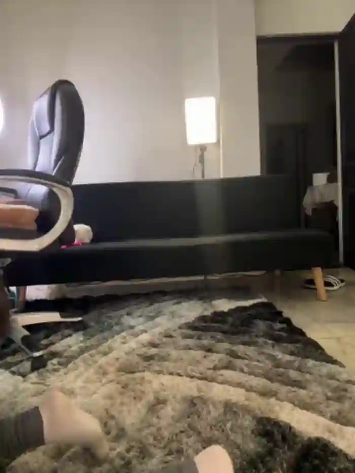 2025/08/02/stripchat-aly_golden_-08-39-18