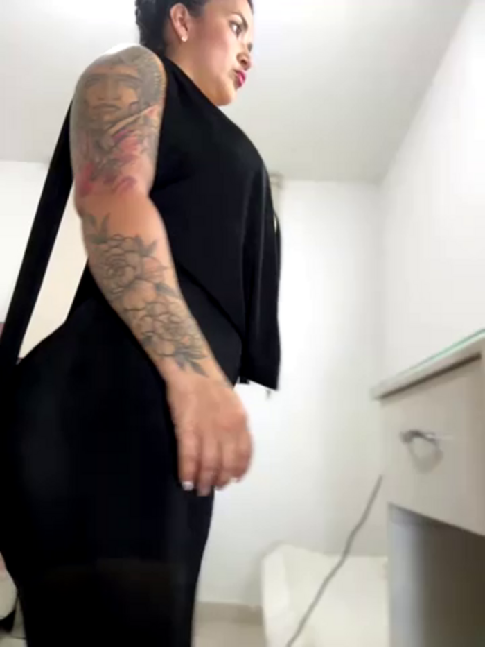 lau_ass_goddess