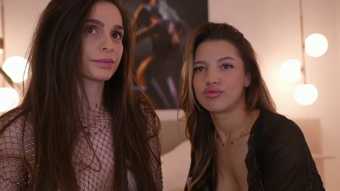 DoviaClaire