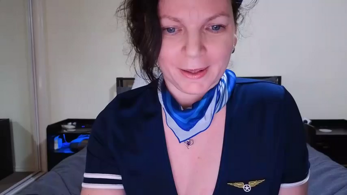 PlayfulcurvyyMilf