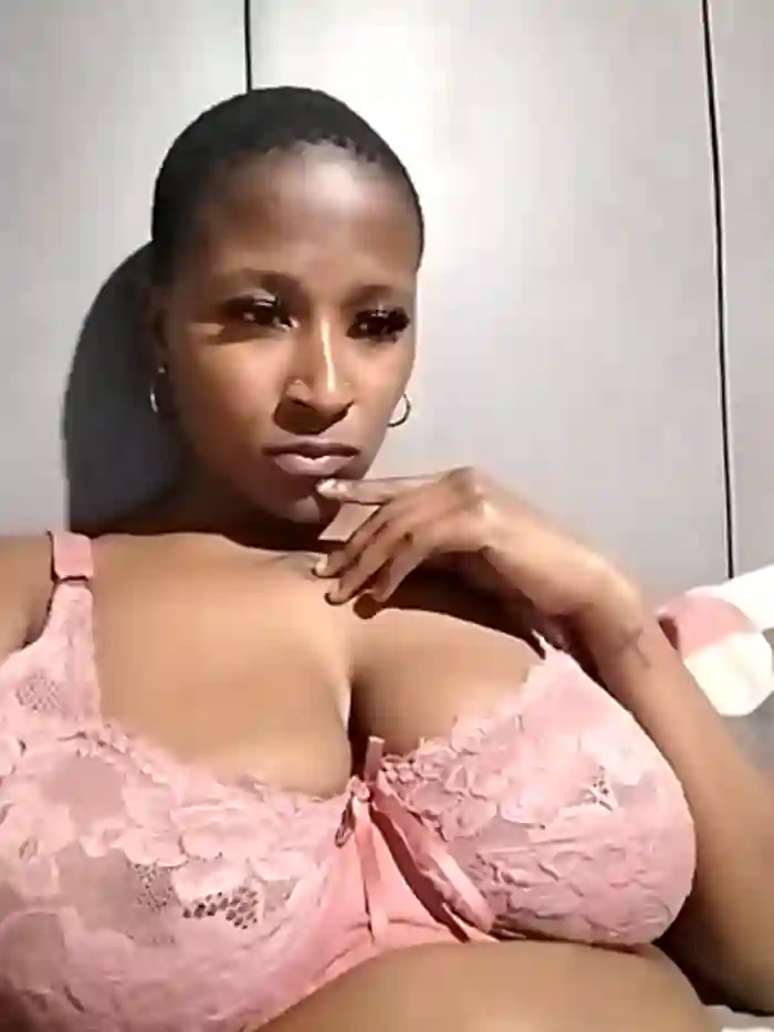 2025/08/04/stripchat-ilano101-17-00-28