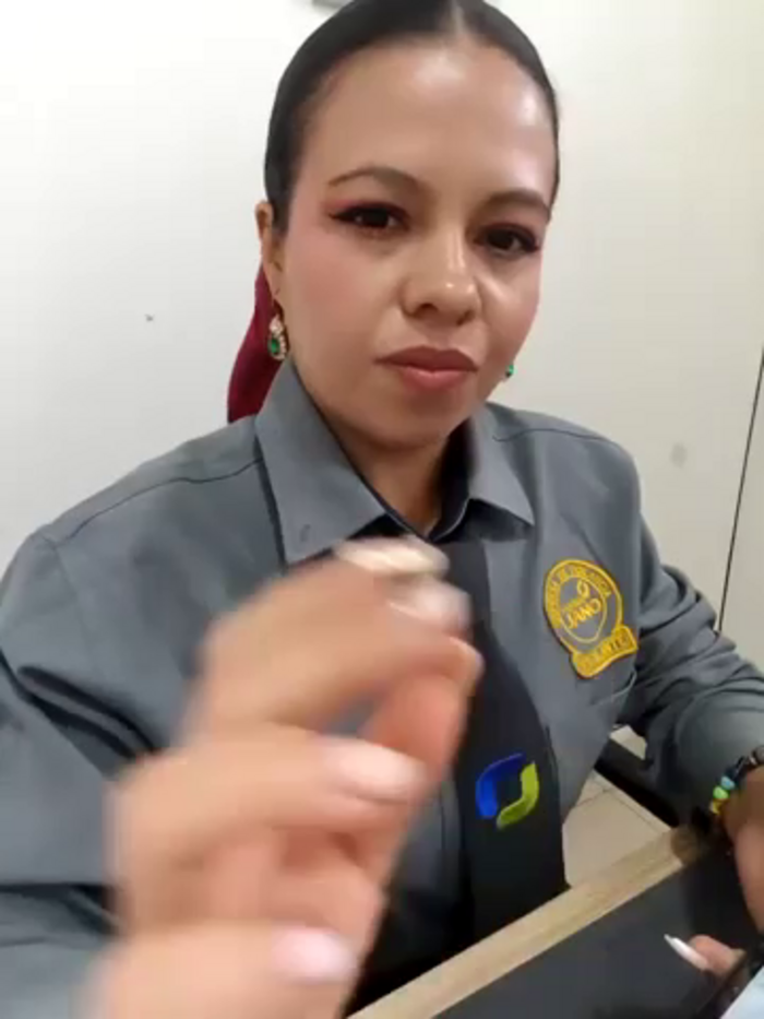 Ariana-07