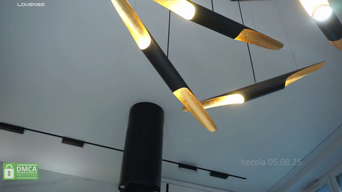 hecola