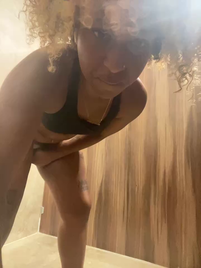 Sexy_curly02