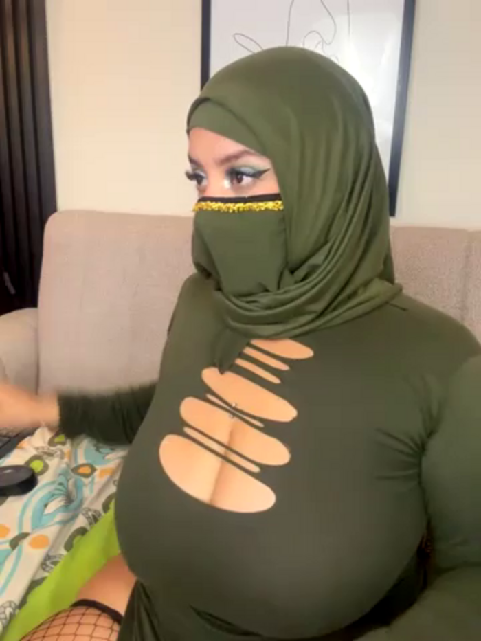 hana_falak