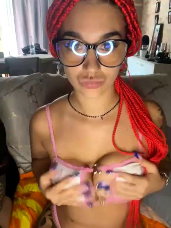 Dollyred