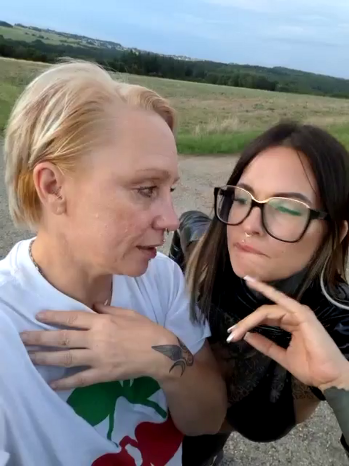 JaninaSecrets_