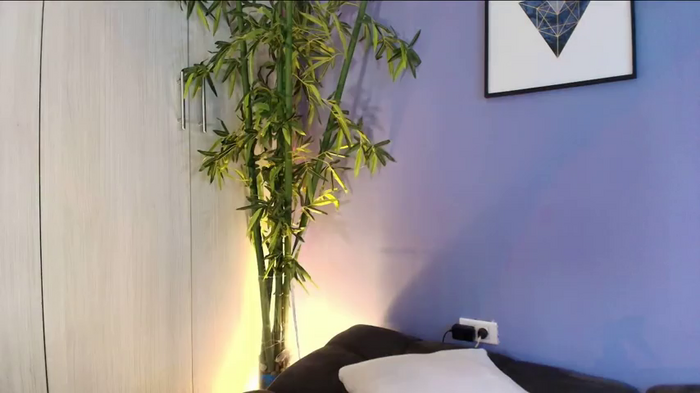 miaa_lux