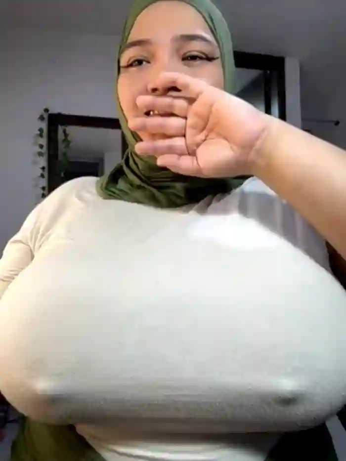 2025/08/07/stripchat-sweetmuslim01-23-54-24