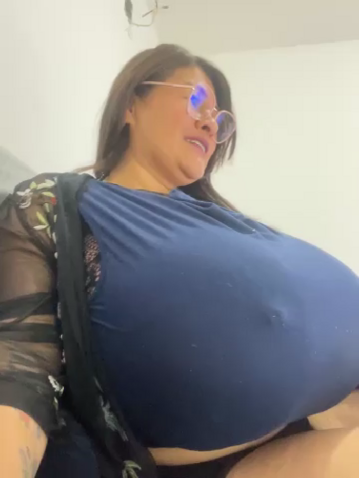 AlexxiaaMat