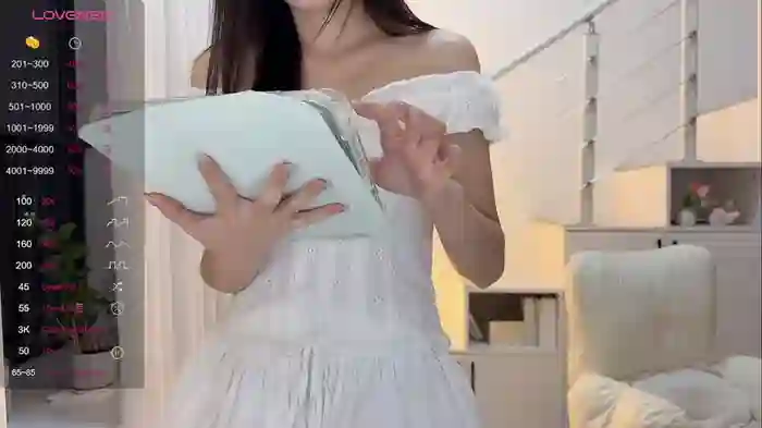 2025/08/07/stripchat-cassie-20-13-13-23