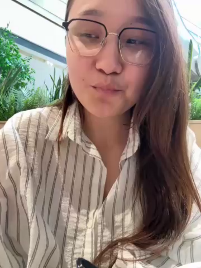 KissMeEva
