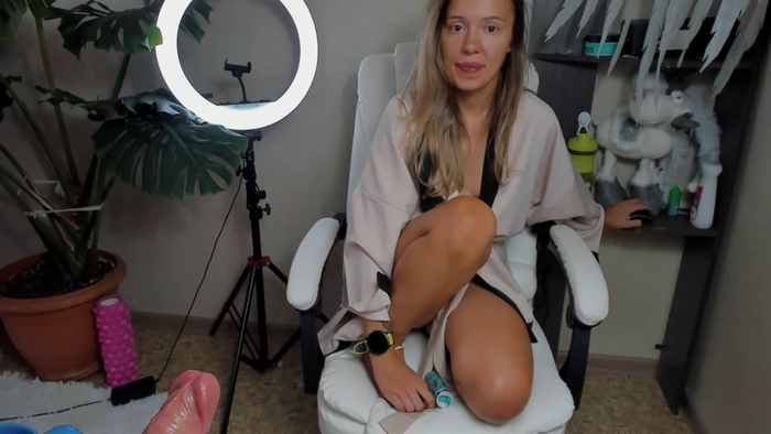 foxy_blond