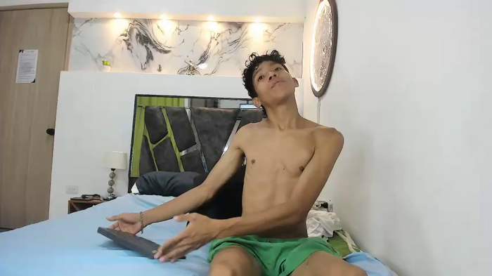 BEAUTY_BOYS1